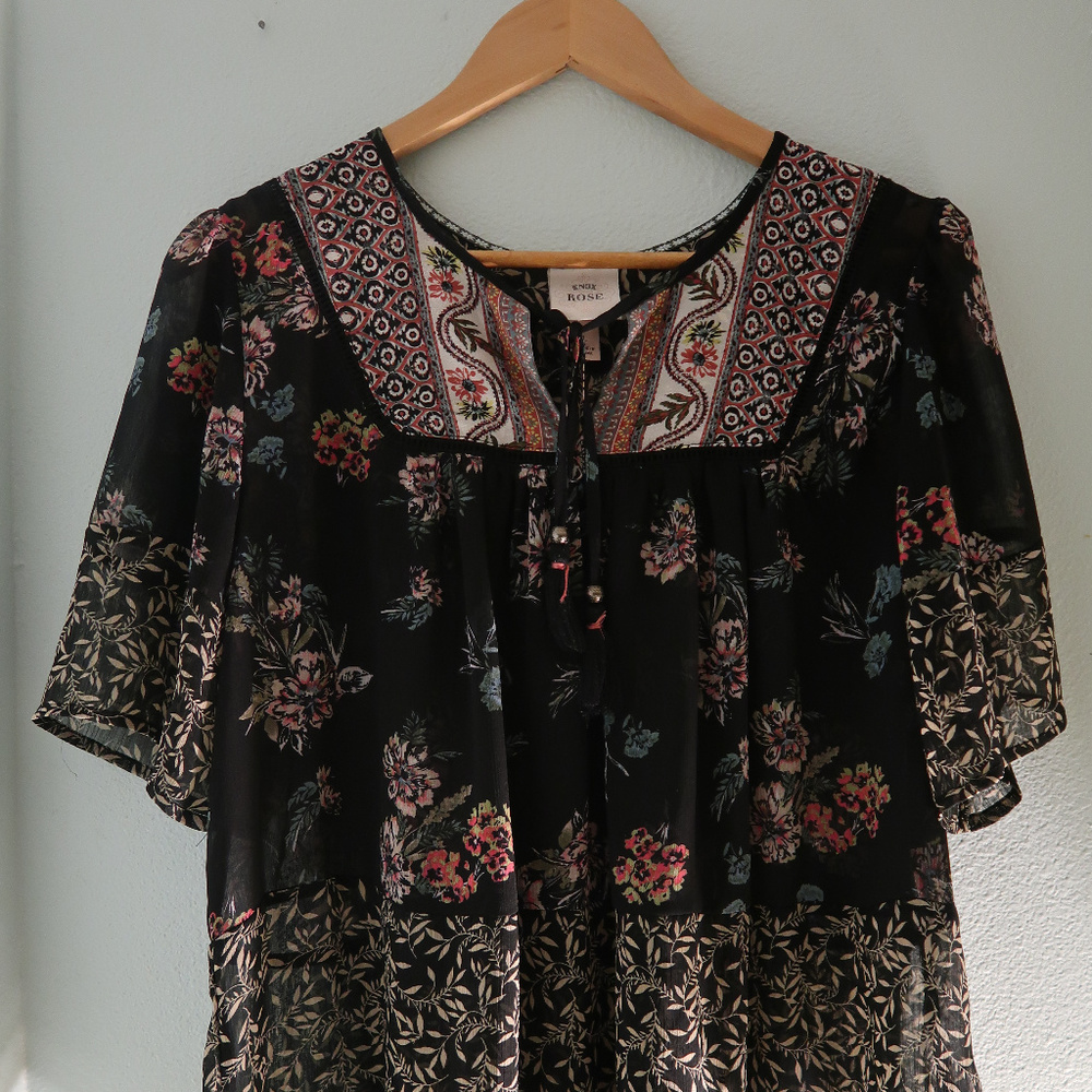 Flowy printed Semi-sheer top